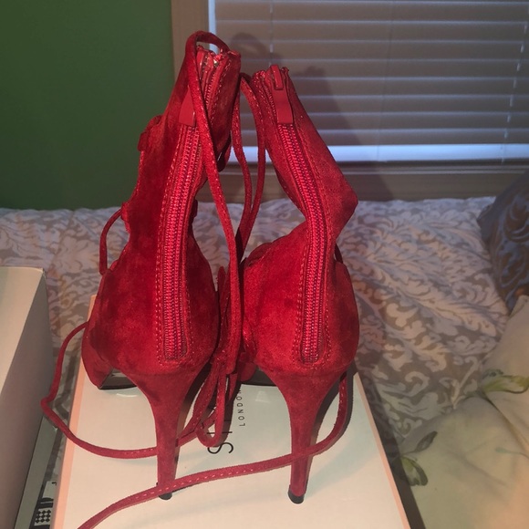Red strap up peep toe heels - Picture 3 of 4